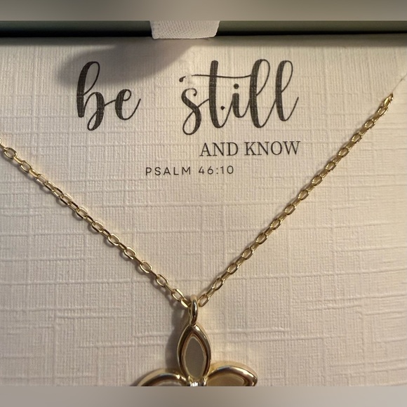 Necklace & cross pendant - 925 gold plated mother of pearl cross - 16-18”L - New - Picture 12 of 13